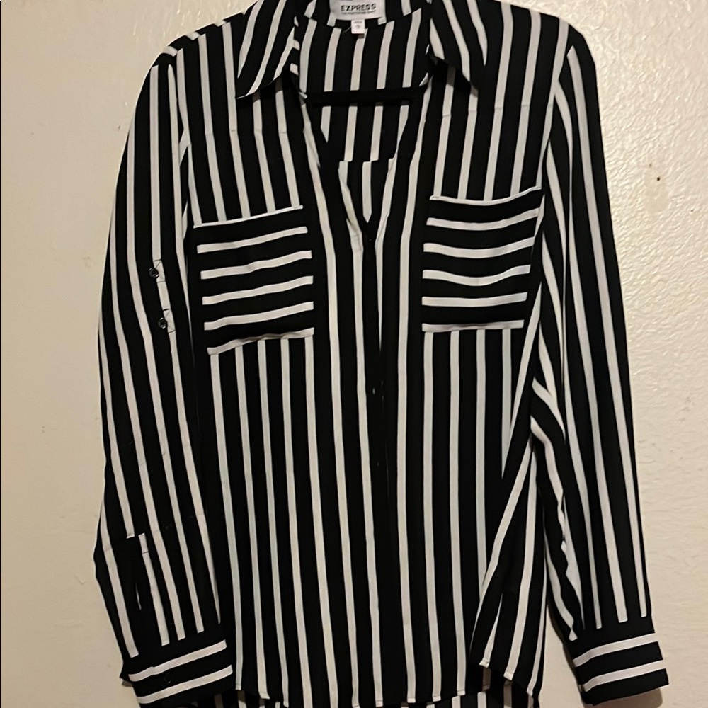 Express Women's Black and White Striped Button Down Shirt